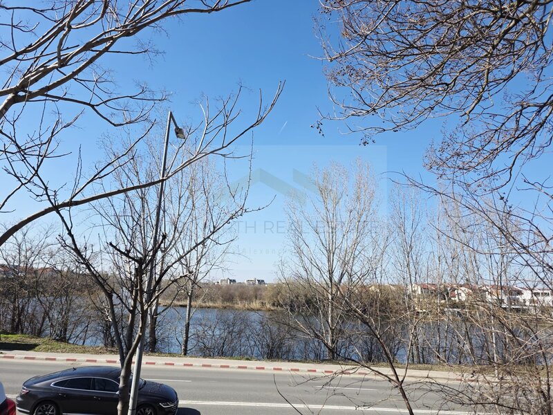 Pipera, cladire de birouri +spatiul comercial +depozit.