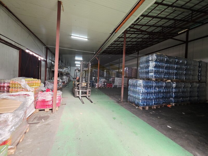 Pipera, cladire de birouri +spatiul comercial +depozit.